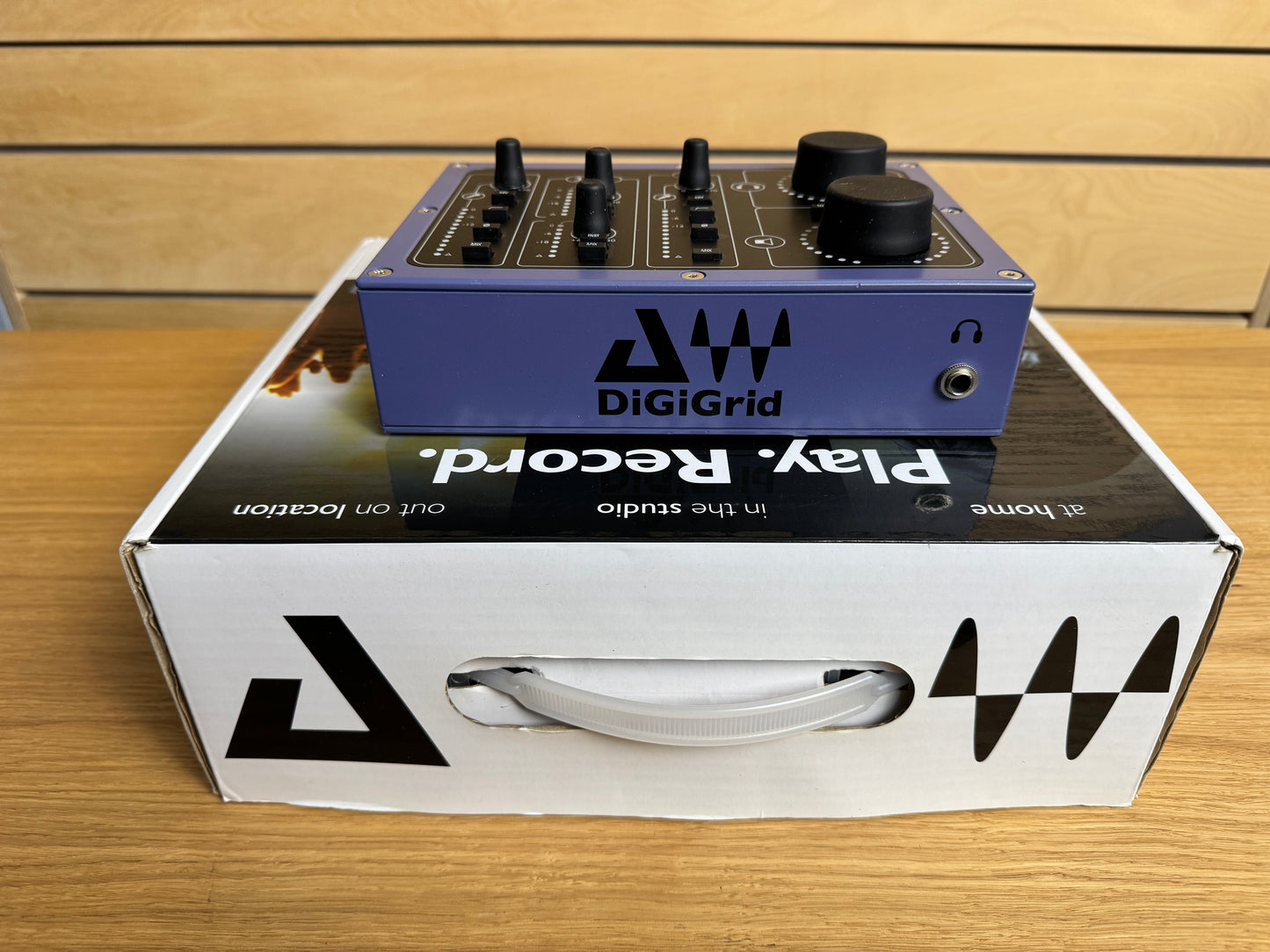 DiGiGrid D - B-Stock