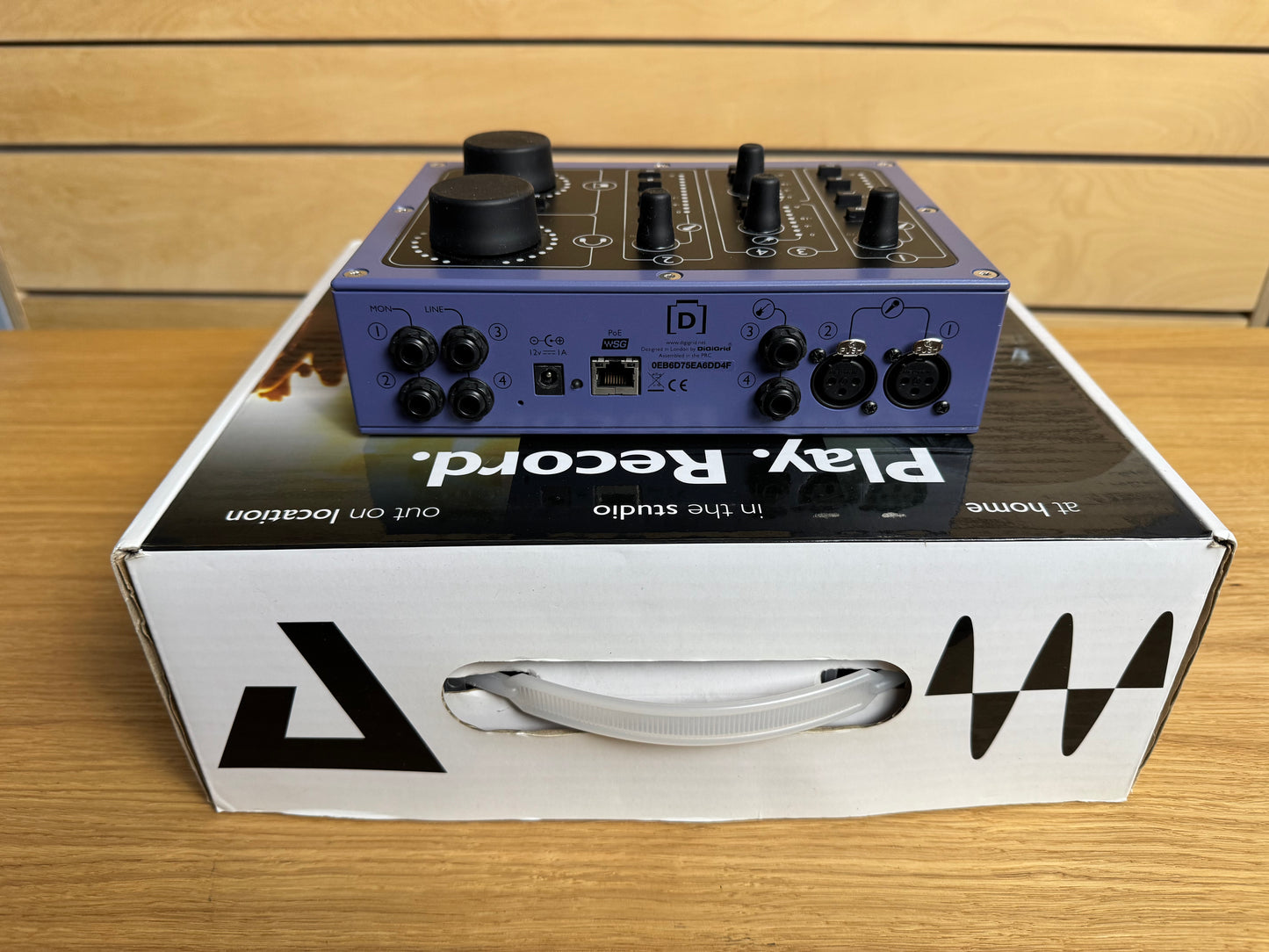 DiGiGrid D - B-Stock